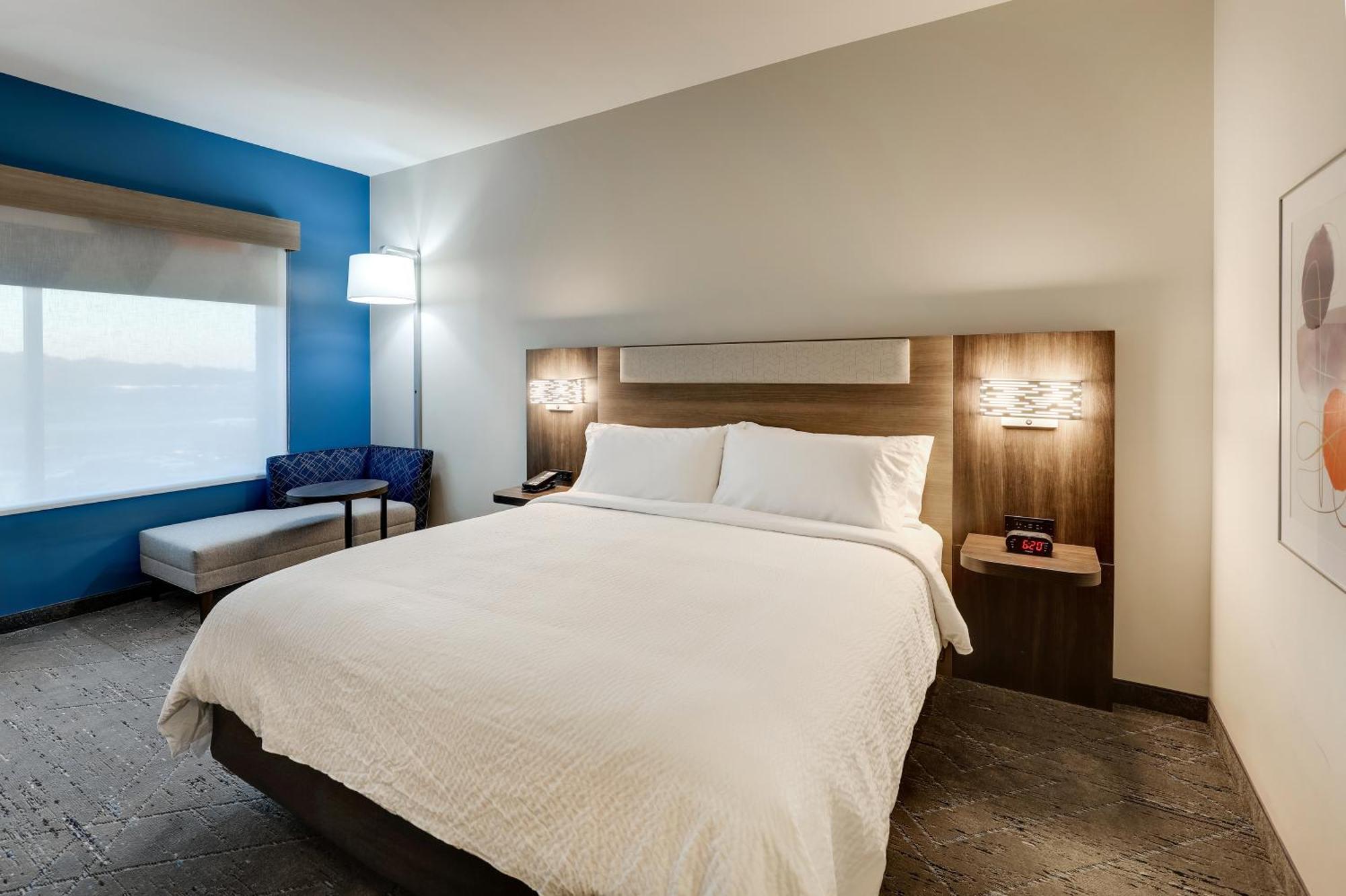 Holiday Inn Express Holly Springs - Raleigh Area By Ihg Exteriör bild